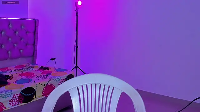 kitty violet11 online show from February 2026 09:25:02 PM