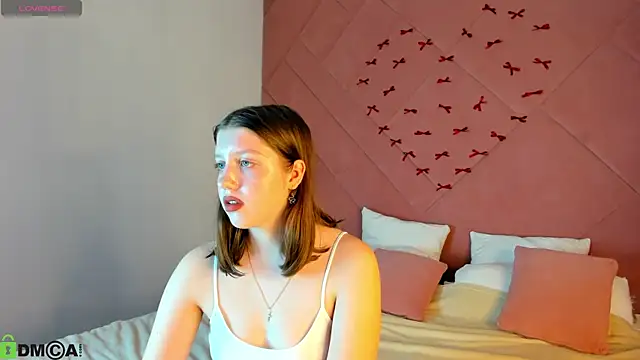 Casandra Joness online show from March 2026 08:03:01 AM