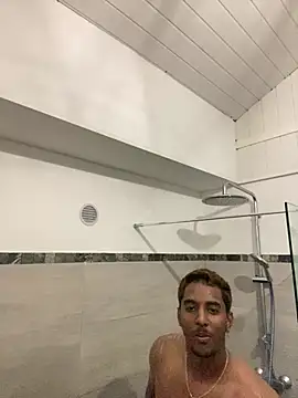 Snapshot of Axel_black10 chatting on February 2026 04:40:02 PM Axel black10 online show from February 2026 04:40:02 PM