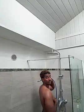 Snapshot of Axel_black10 chatting on February 2026 10:26:01 AM Axel black10 online show from February 2026 10:26:01 AM