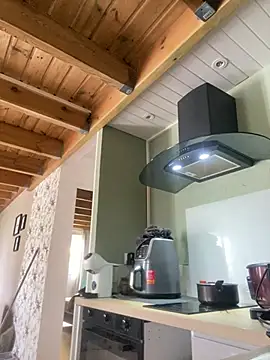 Snapshot of Axel_black10 chatting on February 2026 10:01:01 AM Axel black10 online show from February 2026 10:01:01 AM