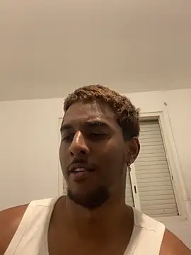 Snapshot of Axel_black10 chatting on February 2026 07:35:02 PM Axel black10 online show from February 2026 07:35:02 PM