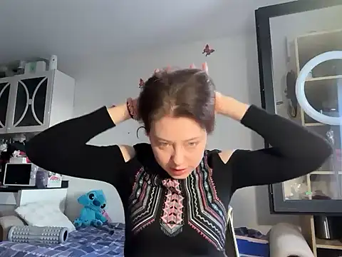 Luxerin online show from February 2026 03:44:01 PM