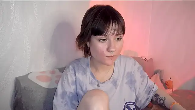 Snapshot of UwuJudy_Osas chatting on February 2026 12:57:02 PM UwuJudy Osas online show from February 2026 12:57:02 PM