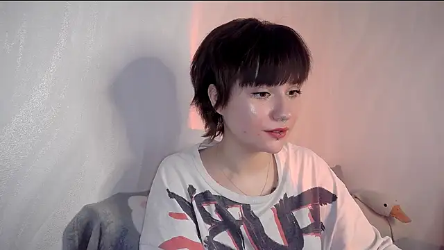 Snapshot of UwuJudy_Osas chatting on February 2026 12:05:02 PM UwuJudy Osas online show from February 2026 12:05:02 PM