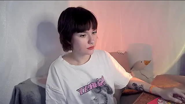 Snapshot of UwuJudy_Osas chatting on February 2026 12:12:01 PM UwuJudy Osas online show from February 2026 12:12:01 PM