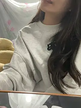 berry alma06 online show from January 2026 11:17:02 AM