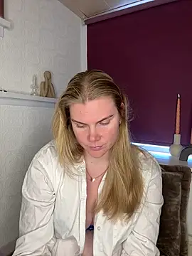 SexyBlondJoanna online show from February 2026 01:02:01 PM