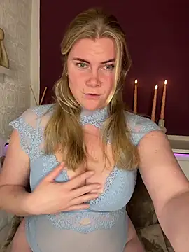 SexyBlondJoanna online show from January 2026 07:12:01 PM