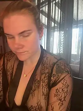 SexyBlondJoanna online show from March 2026 10:11:02 AM