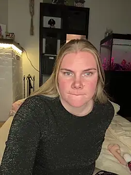 SexyBlondJoanna online show from February 2026 07:57:01 PM