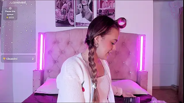 liaa  cutee online show from January 2026 11:14:01 AM