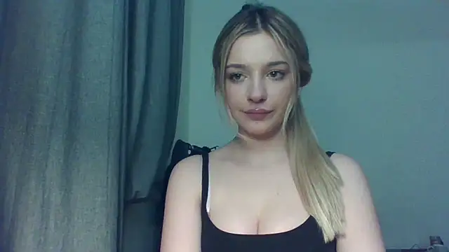 EvelineMagnetic online show from January 2026 04:10:01 PM