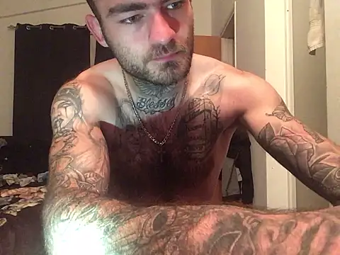 jacobsex221 online show from April 2026 10:44:02 PM