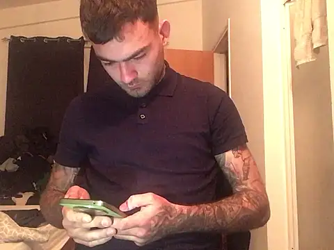 jacobsex221 online show from March 2026 08:43:01 PM