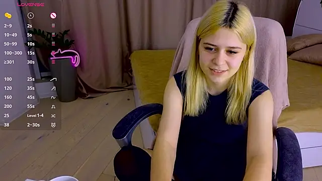 ApheliaStar online show from February 2026 04:02:01 PM