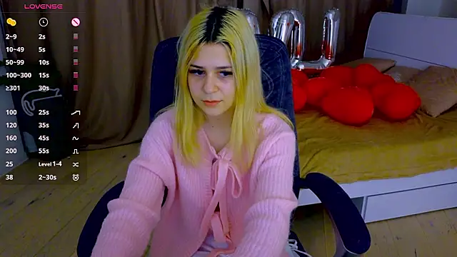 ApheliaStar online show from February 2026 03:55:01 PM