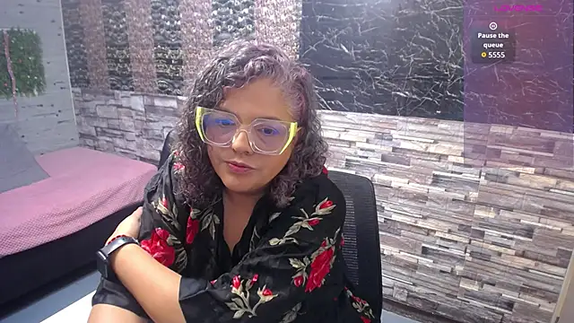 mia pazzi online show from January 2026 10:58:01 PM