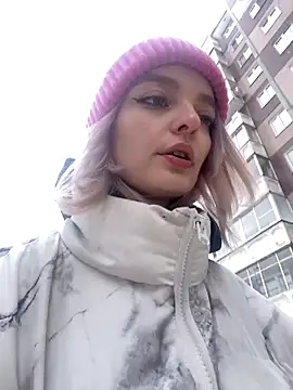 Snapshot of aka_Blonde chatting on February 2026 06:01:02 AM aka Blonde online show from February 2026 06:01:02 AM