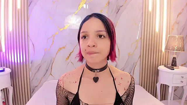 LaxiZoe online show from February 2026 07:58:02 PM