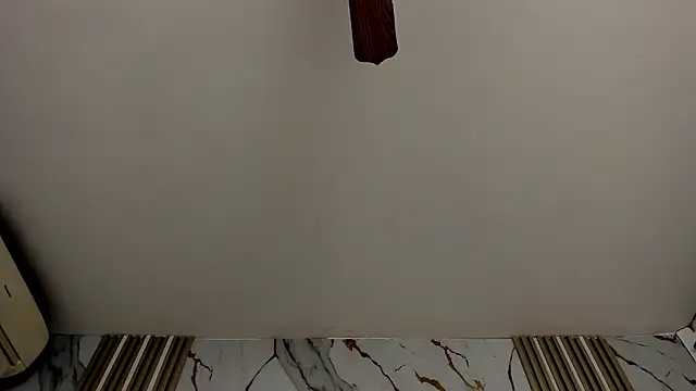 LaxiZoe online show from January 2026 07:12:01 PM