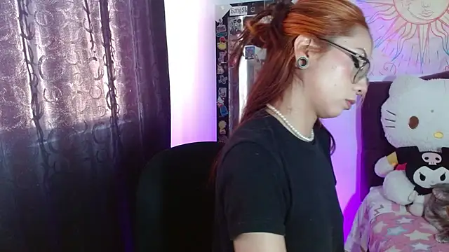 kittymiauu444 online show from February 2026 03:21:01 PM