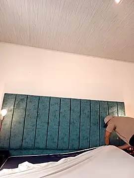 Dante Knox online show from February 2026 07:14:01 PM