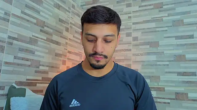 joelcallvil1 online show from April 2026 03:58:02 PM