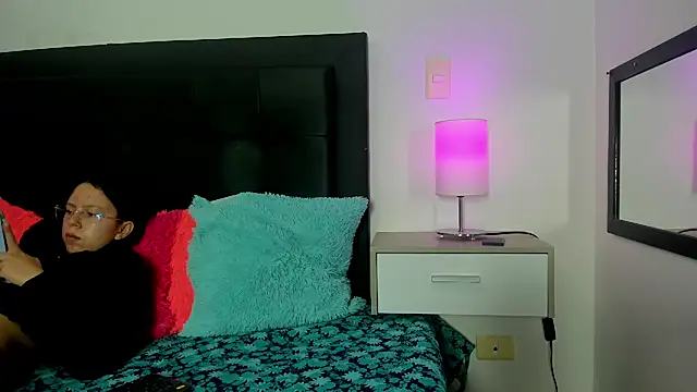 Natalye 23 online show from April 2026 12:29:01 AM