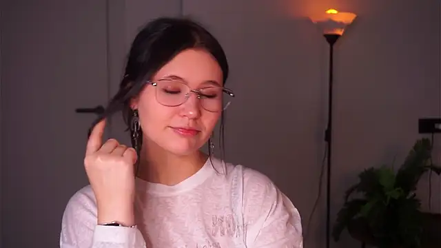 KarolClunie online show from January 2026 04:46:02 PM