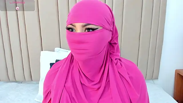 Snapshot of _seelena chatting on February 2026 12:23:02 PM seelena online show from February 2026 12:23:02 PM