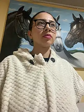 Snapshot of Shayla--broos chatting on February 2026 08:44:01 PM Shayla--broos online show from February 2026 08:44:01 PM