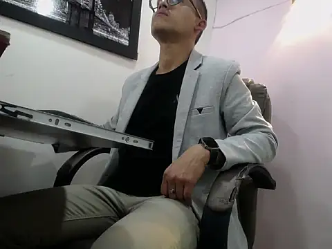 Snapshot of Oswalldo__ chatting on February 2026 11:31:02 AM Oswalldo online show from February 2026 11:31:02 AM