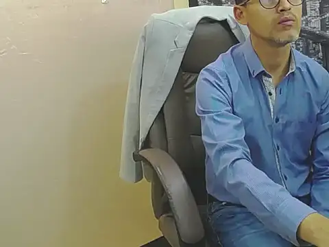 Snapshot of Oswalldo__ chatting on February 2026 11:12:01 AM Oswalldo online show from February 2026 11:12:01 AM