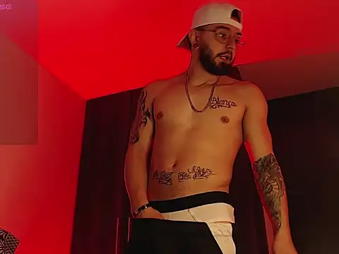 Axel Stton online show from February 2026 01:45:02 PM