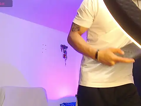 Axel Stton online show from January 2026 12:42:02 PM