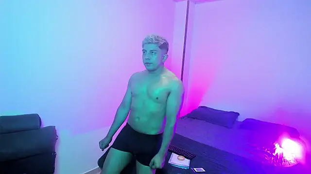 Snapshot of davidMars1 chatting on February 2026 03:48:01 AM davidMars1 online show from February 2026 03:48:01 AM