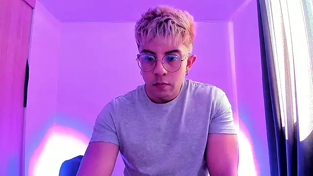 Snapshot of davidMars1 chatting on February 2026 07:46:02 PM davidMars1 online show from February 2026 07:46:02 PM