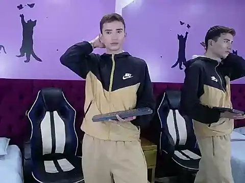 Iam Smith  online show from January 2026 12:08:02 PM