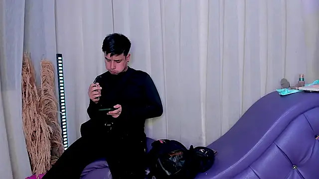 Yourslust pleasure online show from January 2026 09:09:01 PM