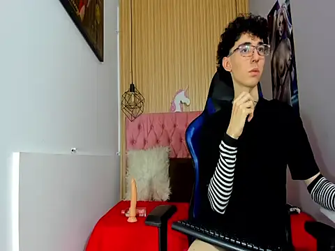 Syriussz online show from February 2026 07:36:02 PM