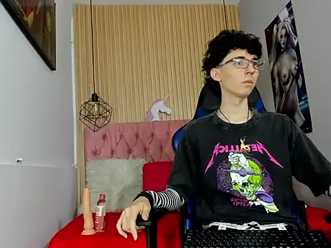 Syriussz online show from February 2026 07:25:01 PM