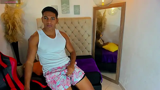 noah sthone online show from January 2026 03:10:02 AM