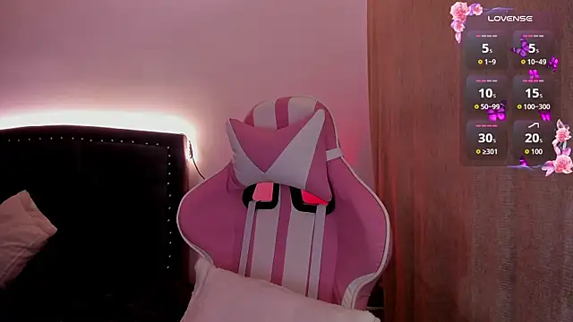 Lilith blaze Fg online show from March 2026 06:09:02 PM