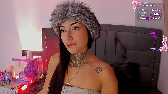 Snapshot of Lilith_blaze_Fg chatting on February 2026 12:28:02 AM Lilith blaze Fg online show from February 2026 12:28:02 AM