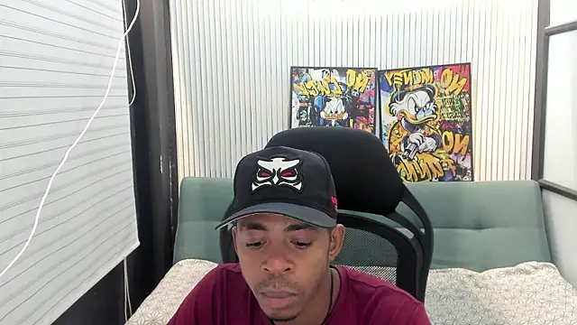 AndresPalacios  online show from January 2026 04:49:01 AM