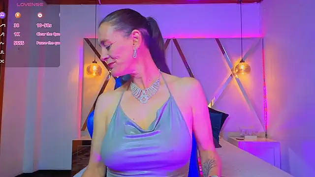 LeanaMaturex online show from January 2026 01:37:02 PM