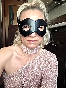 DahliaDew online show from January 2026 10:30:02 AM