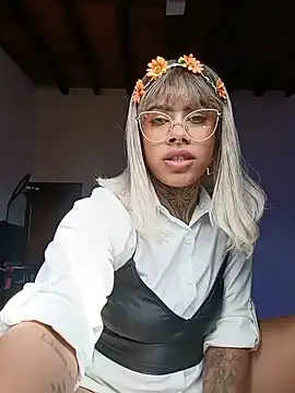 Snapshot of Canela_Osada_ chatting on July 2026 01:52:02 PM Canela Osada online show from July 2026 01:52:02 PM