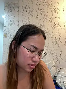 Ponthip online show from March 2026 07:29:01 PM